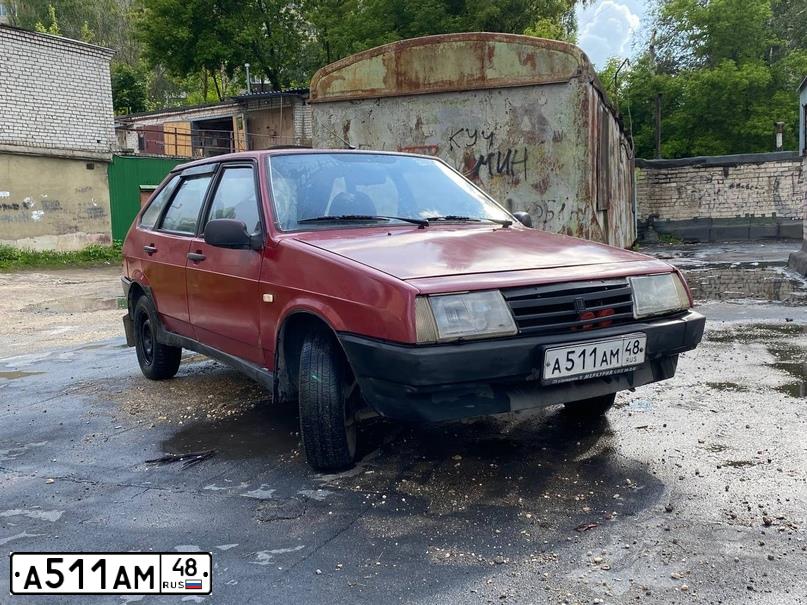 Фото автомобиля LADA 2109 SAMARA, 1987 — госномер А511АМ48. Цвет: ВИШНЕВЫЙ