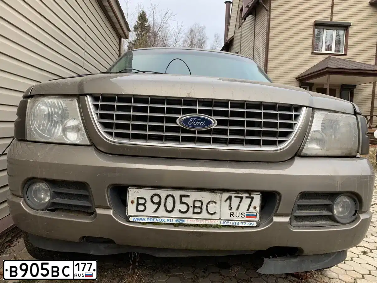 Фото автомобиля FORD EXPLORER, 2002 — госномер Е265ОС76