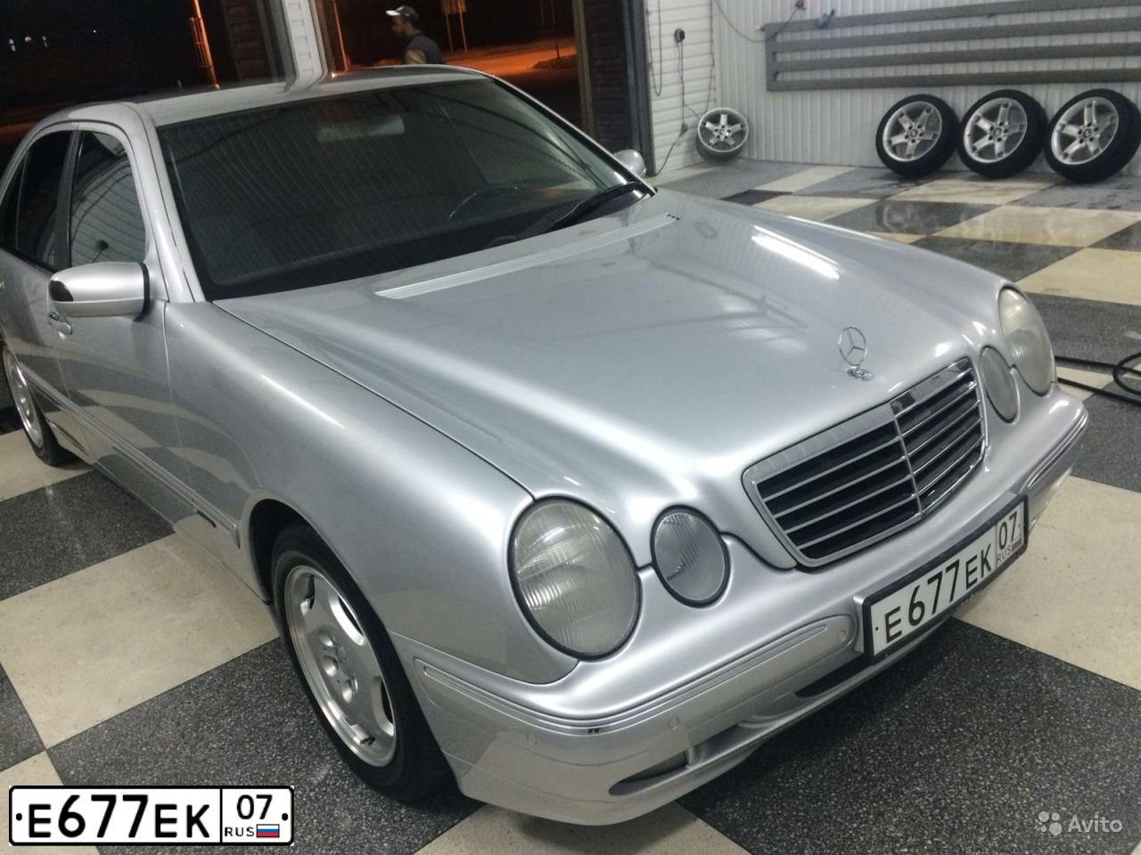 Фото автомобиля MERCEDES E-KLASSE, 2000 — госномер Е677ЕК07. Цвет: Серебристый