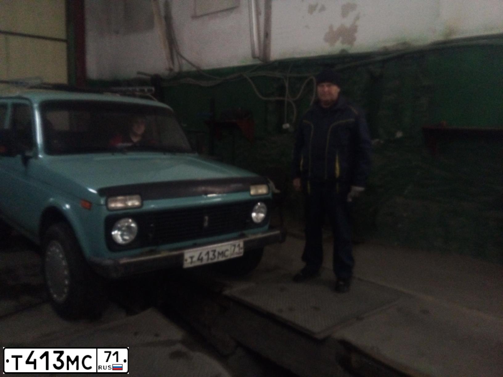 Фото автомобиля LADA 2121 NIVA, 2000 — госномер Т413МС71. Цвет: СЕРО-ЗЕЛЕНО-ГОЛУБОЙ