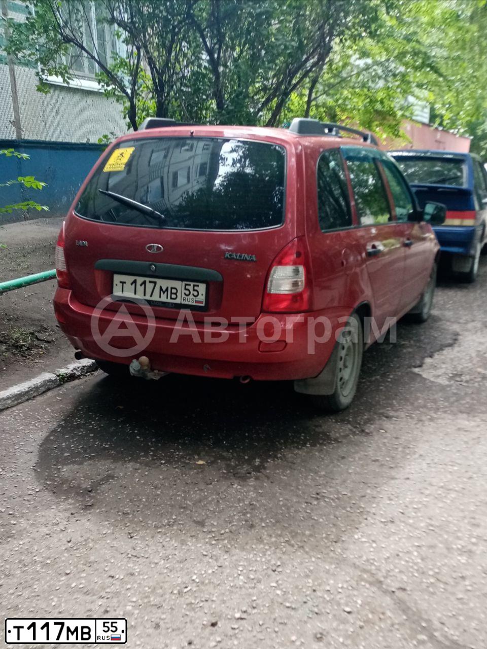 Фото автомобиля LADA 1117 KALINA, 2011 — госномер Т117МВ55. Цвет: СЕРЕБРИСТО-КРАСНЫЙ