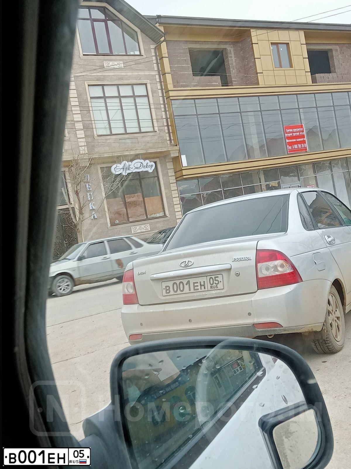 Фото автомобиля INFINITI QX70, 2008 — госномер В307РЕ122. Цвет: СЕРЕБРИСТЫЙ