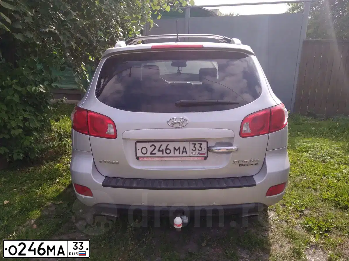 Фото автомобиля HYUNDAI SANTA FE GLS, 2008 — госномер К624УР790. Цвет: Серебристый