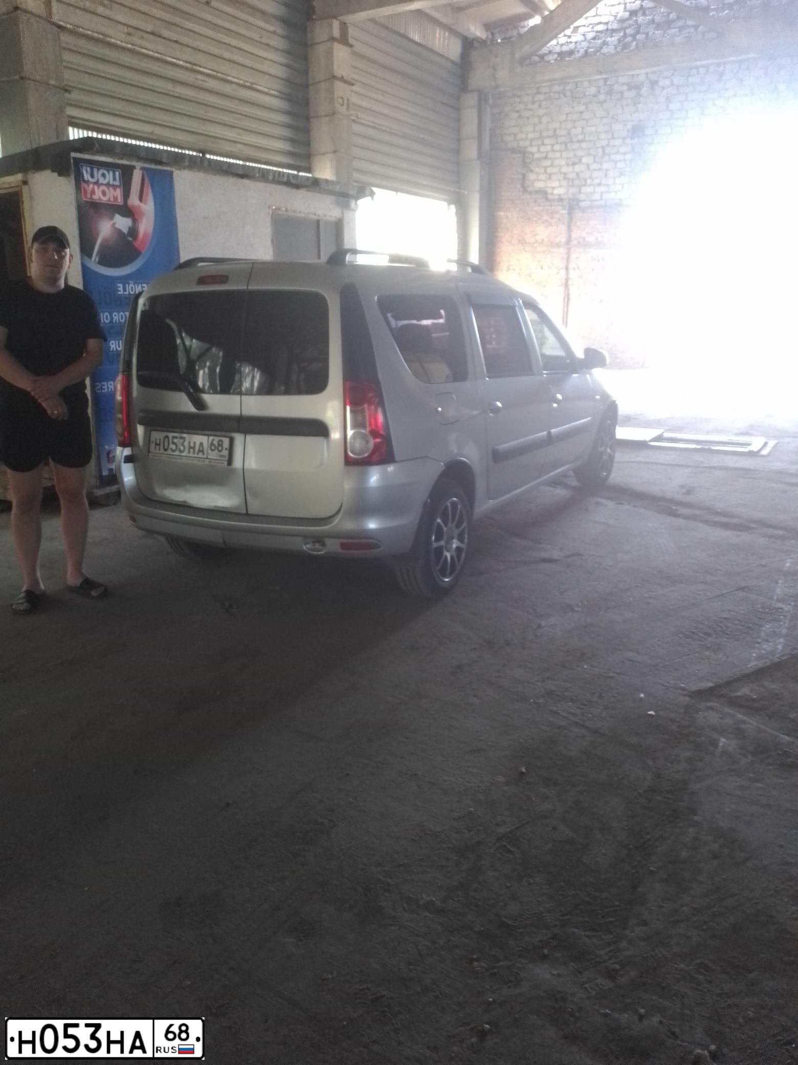 Фото автомобиля LADA LARGUS, 2013 — госномер Н053НА68. Цвет: СЕРЕБРИСТЫЙ