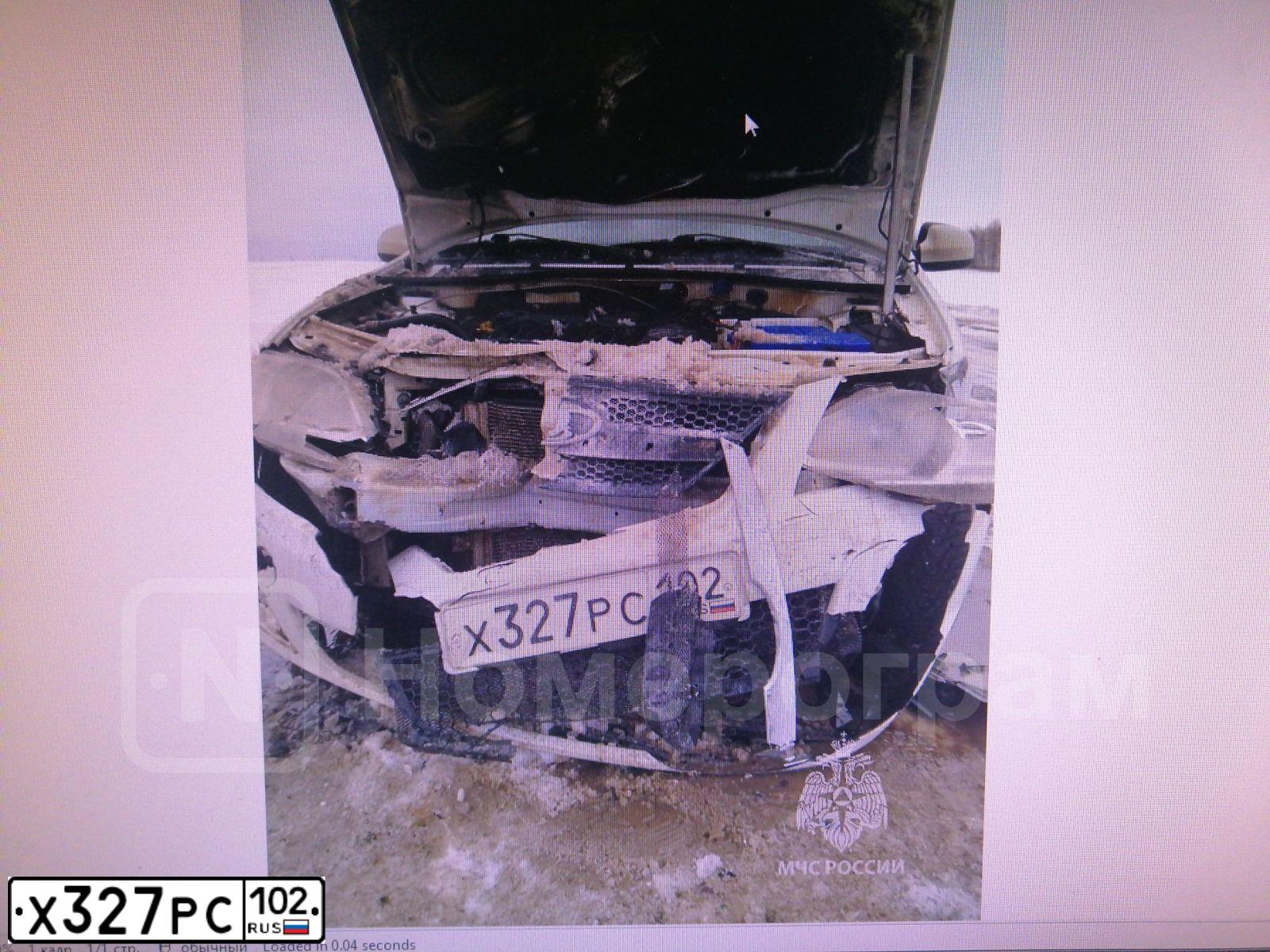 Фото автомобиля LADA LARGUS, 2014 — госномер Т726СР18. Цвет: Белый