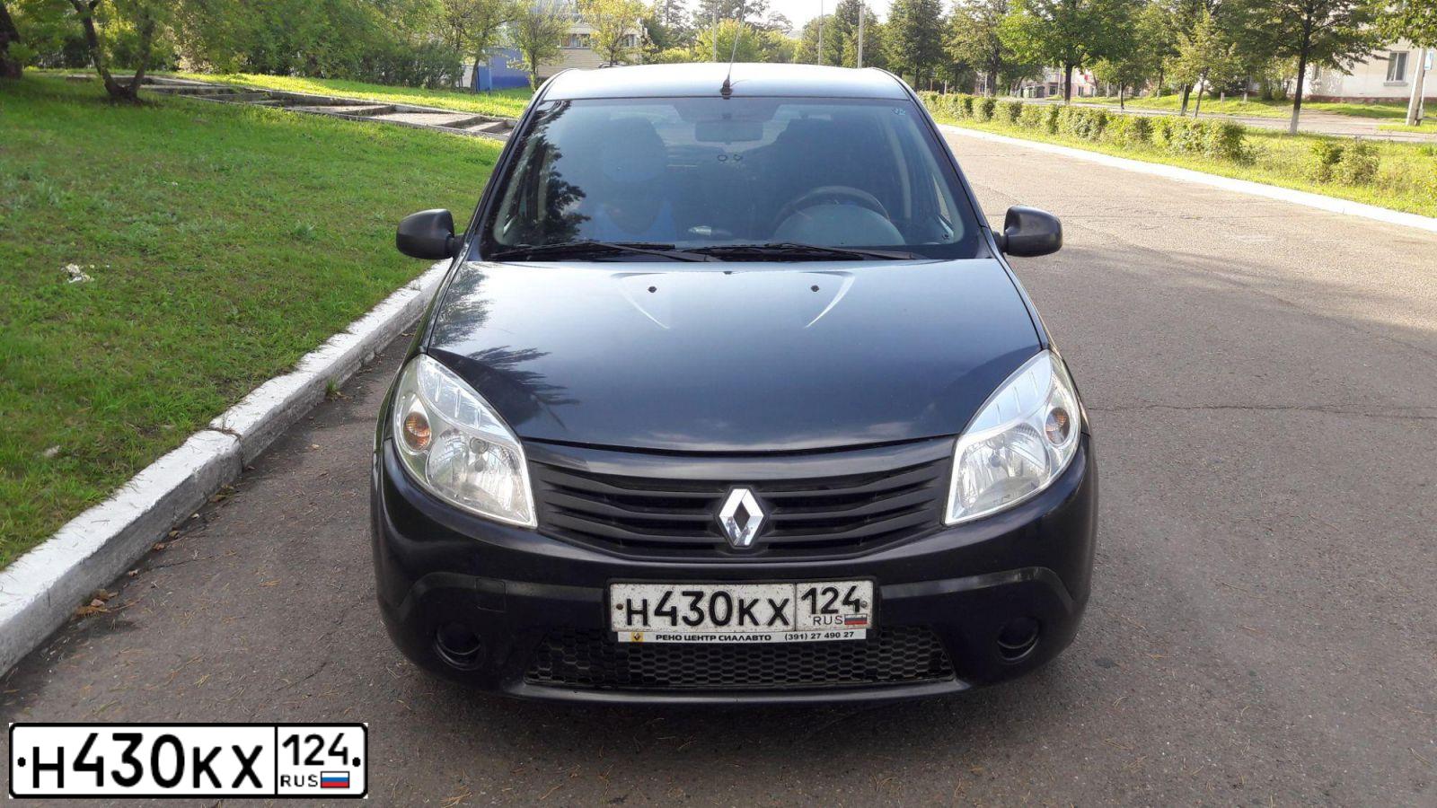 Фото автомобиля RENAULT SANDERO, 2011 — госномер Н430КХ124. Цвет: СЕРЫЙ