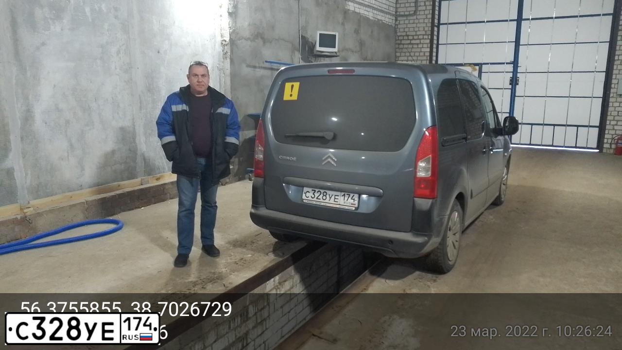 Фото автомобиля CITROEN BERLINGO, 2010 — госномер Р846МТ68. Цвет: СЕРЫЙ