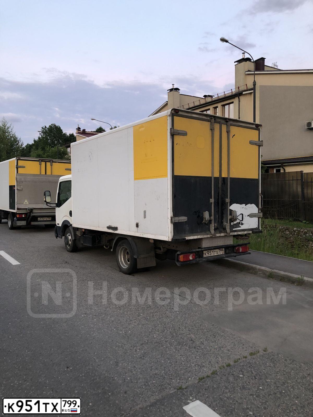 Фото автомобиля NISSAN CABSTAR, 2014 — госномер В679ЕО777. Цвет: Белый