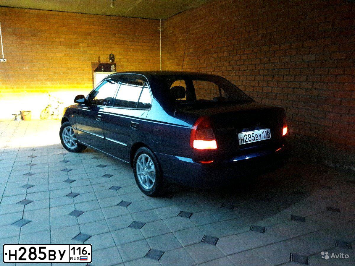Фото автомобиля TAGAZ ACCENT, 2010 — госномер Е808ВХ95. Цвет: синий