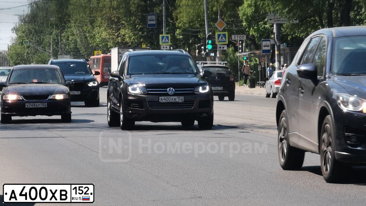 Фото автомобиля MITSUBISHI PAJERO, 2007 — госномер А400ХВ152. Цвет: ЧЕРНЫЙ