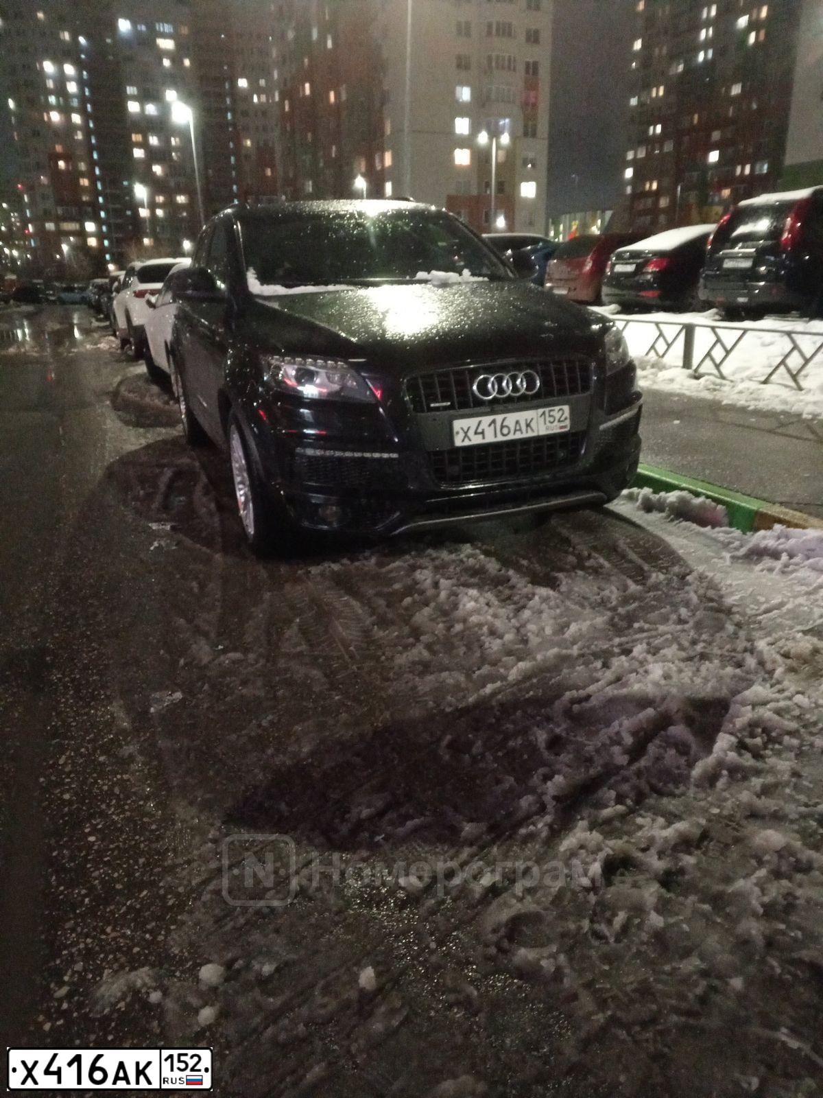 Фото автомобиля AUDI Q7, 2012 — госномер А007ВС52. Цвет: ЧЕРНЫЙ