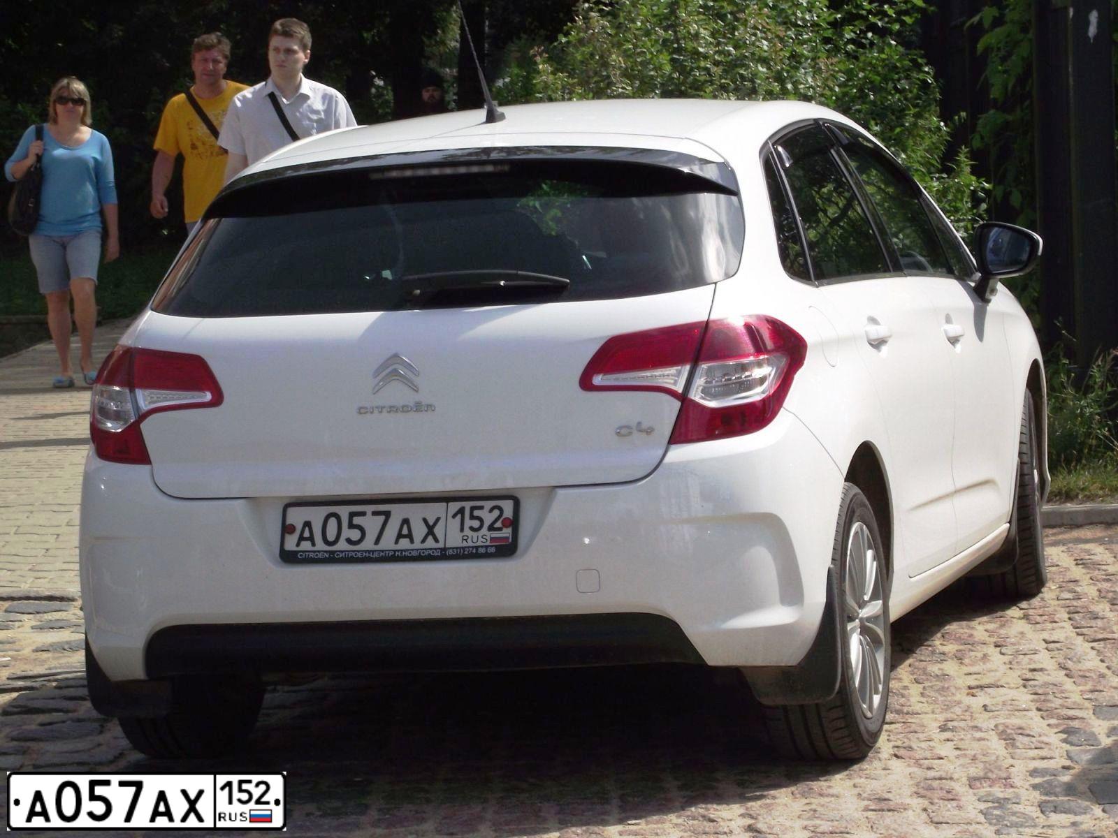 Фото автомобиля CITROEN C4, 2011 — госномер А057АХ152. Цвет: БЕЛЫЙ