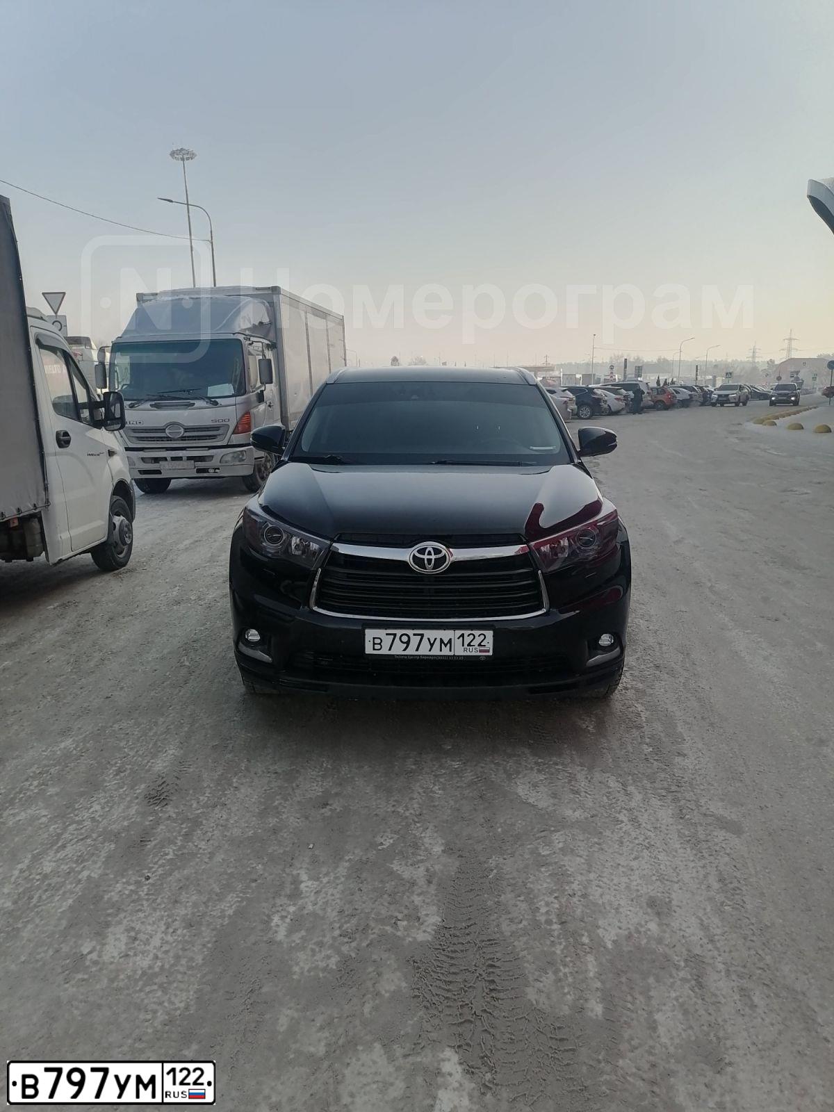 Фото автомобиля TOYOTA HIGHLANDER, 2014 — госномер А003МР98. Цвет: ЧЕРНЫЙ