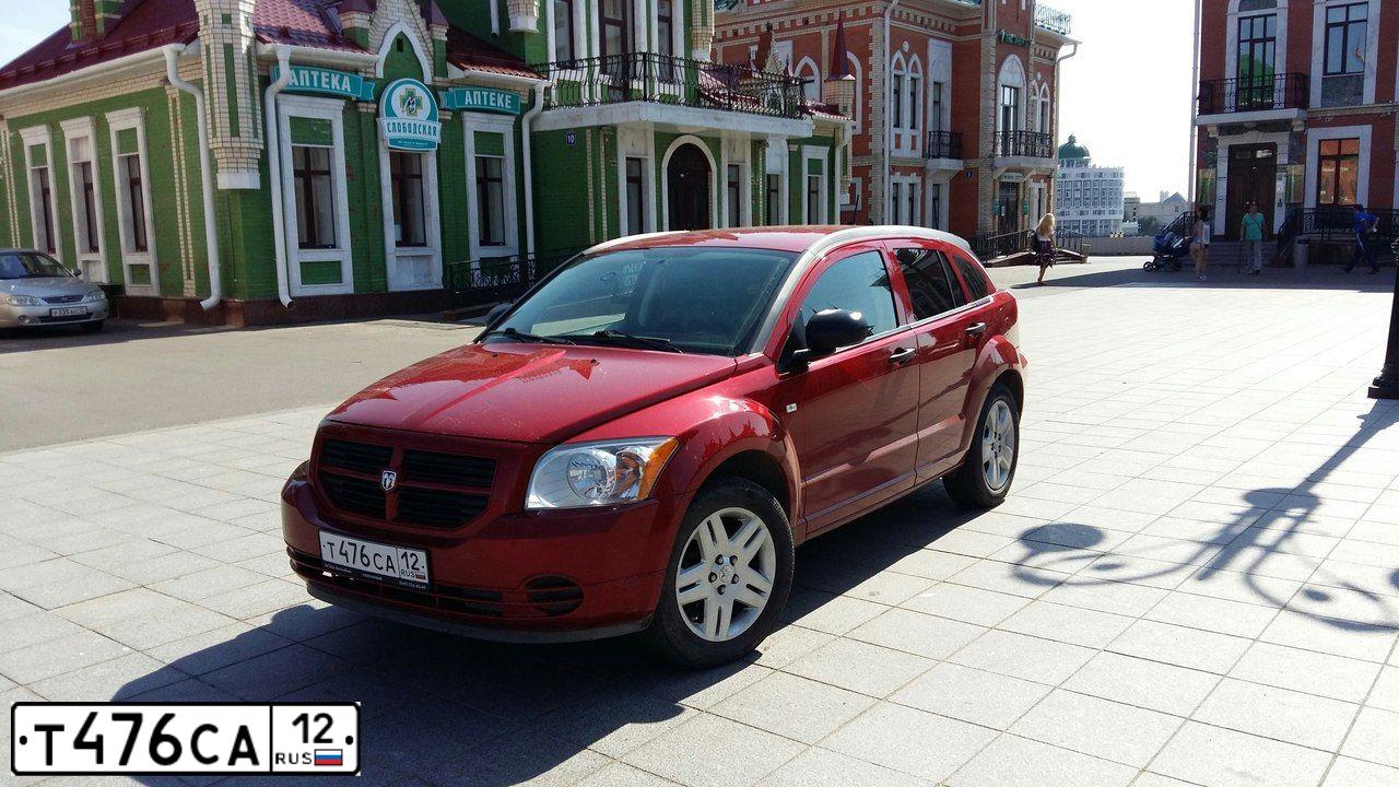 Фото автомобиля DODGE CALIBER, 2008 — госномер Т476СА12. Цвет: КРАСНЫЙ