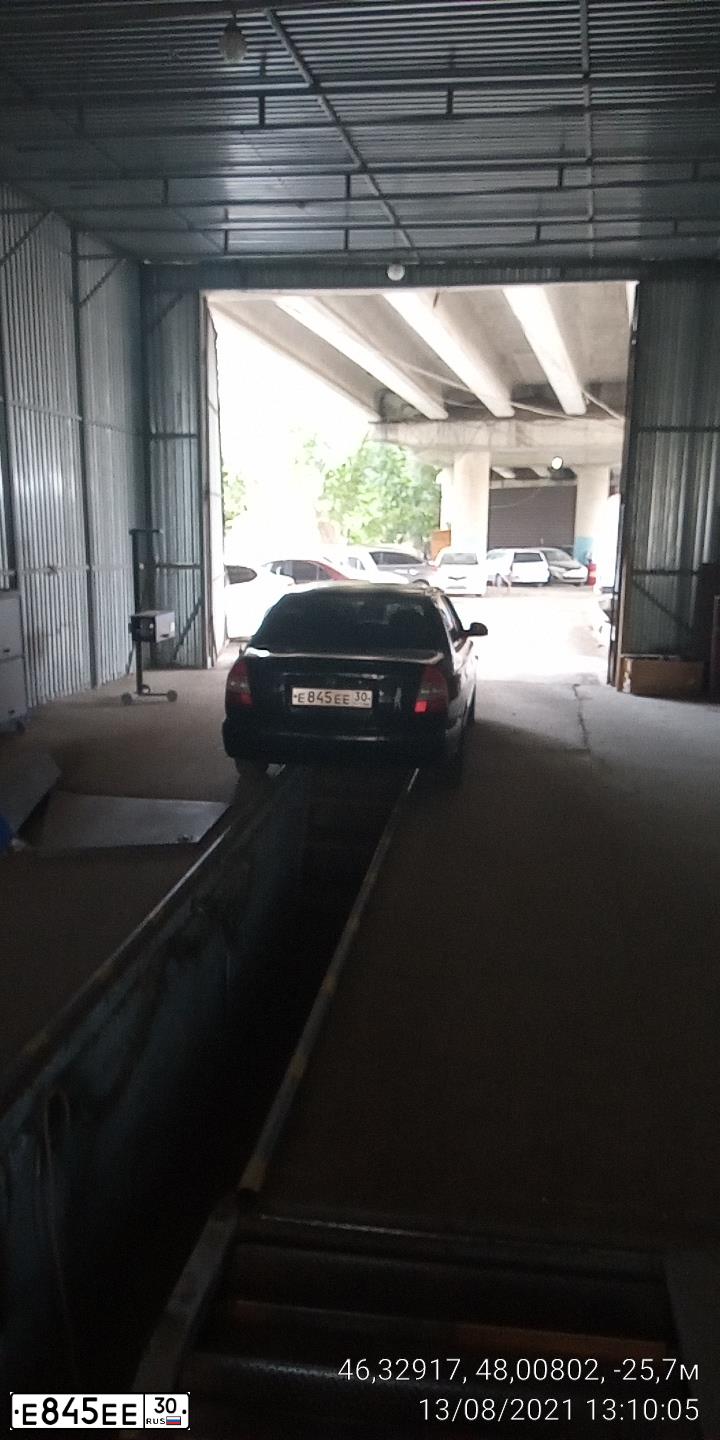 Фото автомобиля TAGAZ ACCENT, 2006 — госномер Е845ЕЕ30. Цвет: ЧЕРНЫЙ