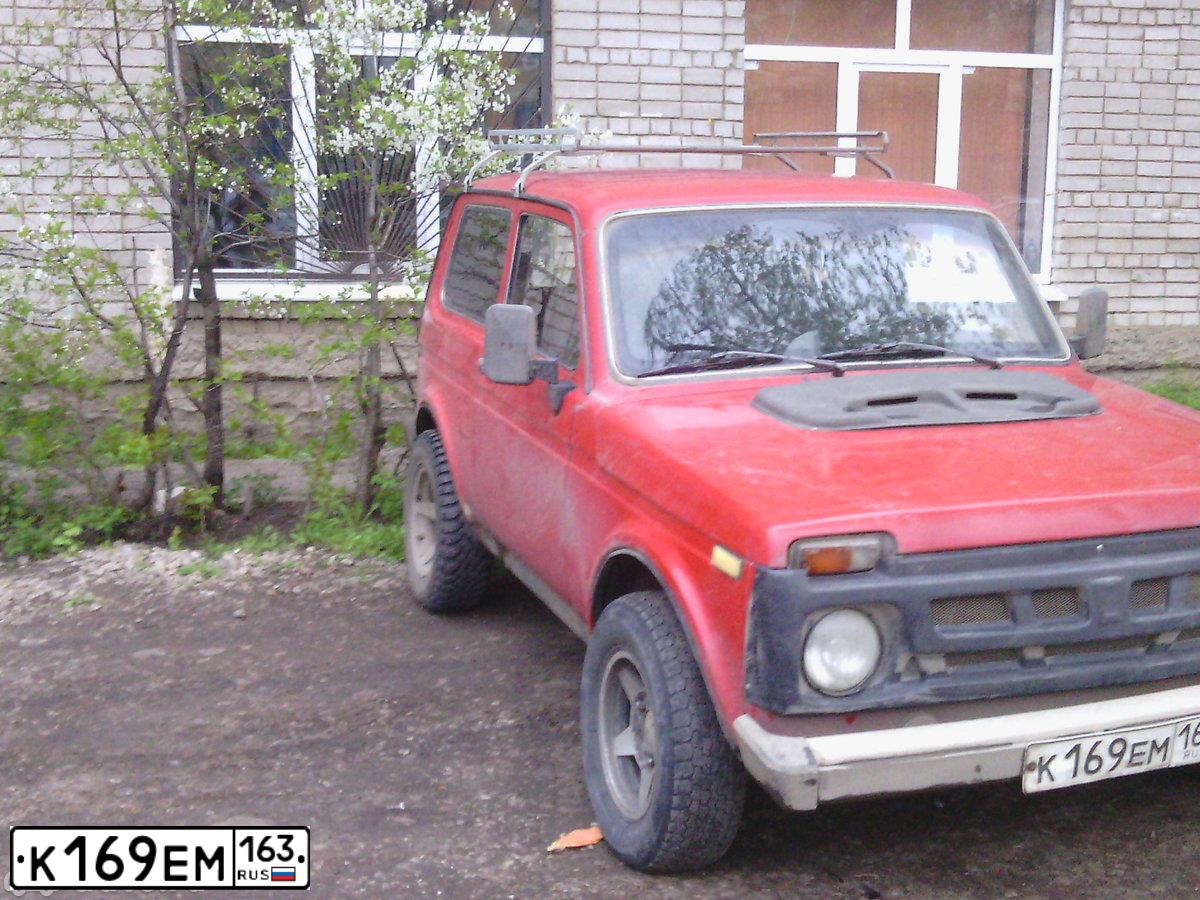 Фото автомобиля ВАЗ 21213, 1994 — госномер Т200ВВ50. Цвет: ФИОЛЕТОВЫЙ