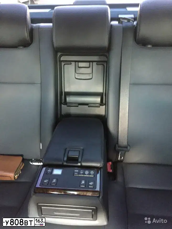 Фото автомобиля INFINITI QX80 /QX56/, 2005 — госномер У808ВТ163. Цвет: СЕРЫЙ