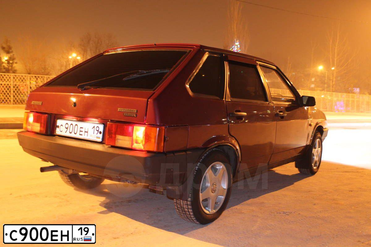 Фото автомобиля LADA 2109 SAMARA, 2000 — госномер С900ЕН19. Цвет: СЕРЕБРИСТО-ТЕМНО-КРАСНЫЙ