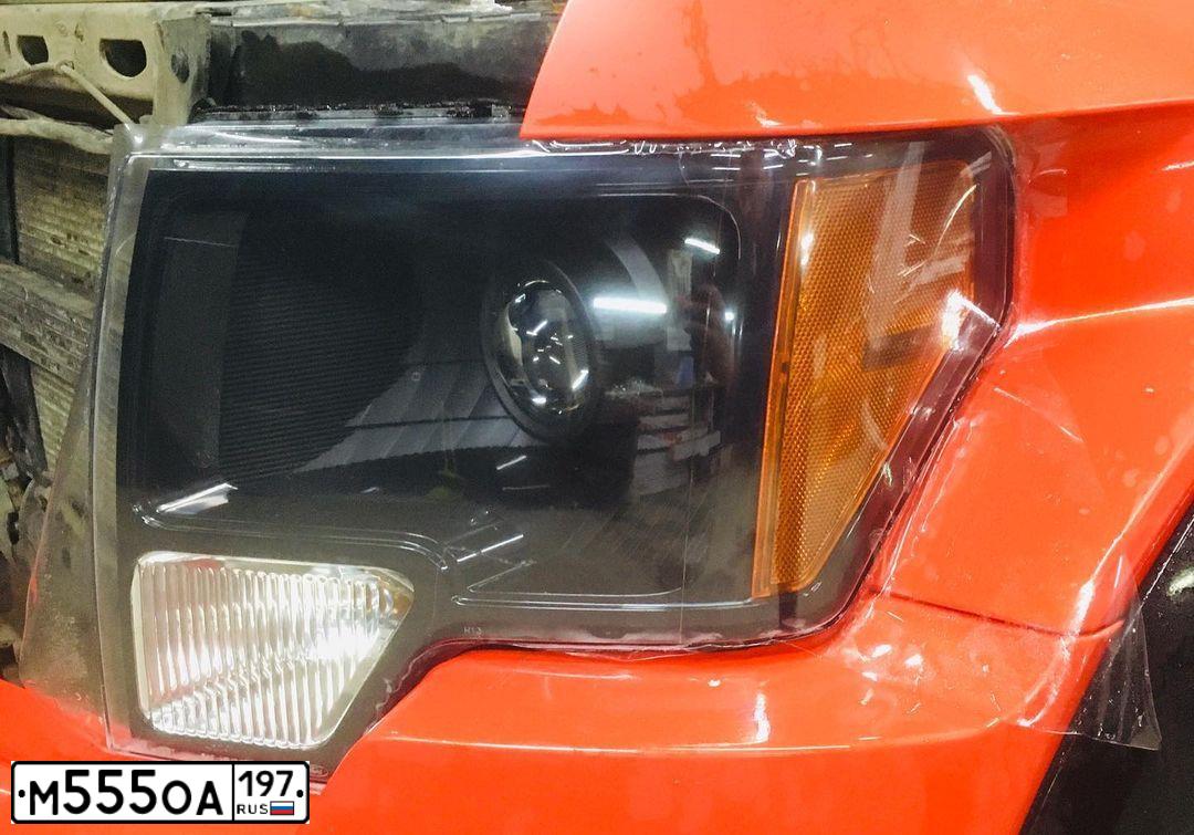 Фото автомобиля MERCEDES ACTROS, 2004 — госномер М555ОА197. Цвет: синий