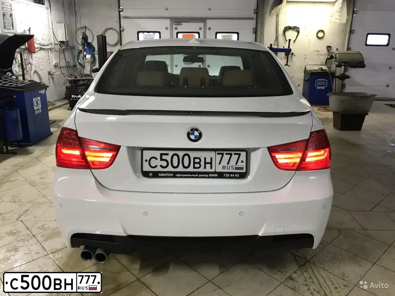 Фото автомобиля BMW SERIE 3, 2009 — госномер С500ВН777. Цвет: Белый