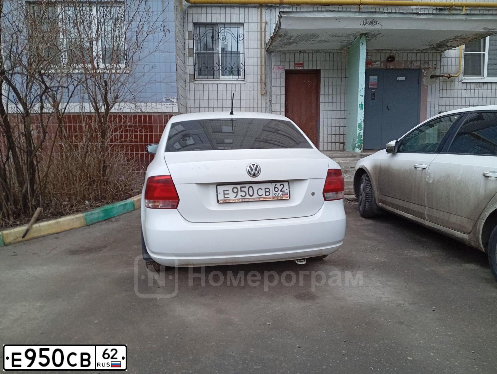 Фото автомобиля VOLKSWAGEN POLO, 2014 — госномер Е950СВ62. Цвет: Белый