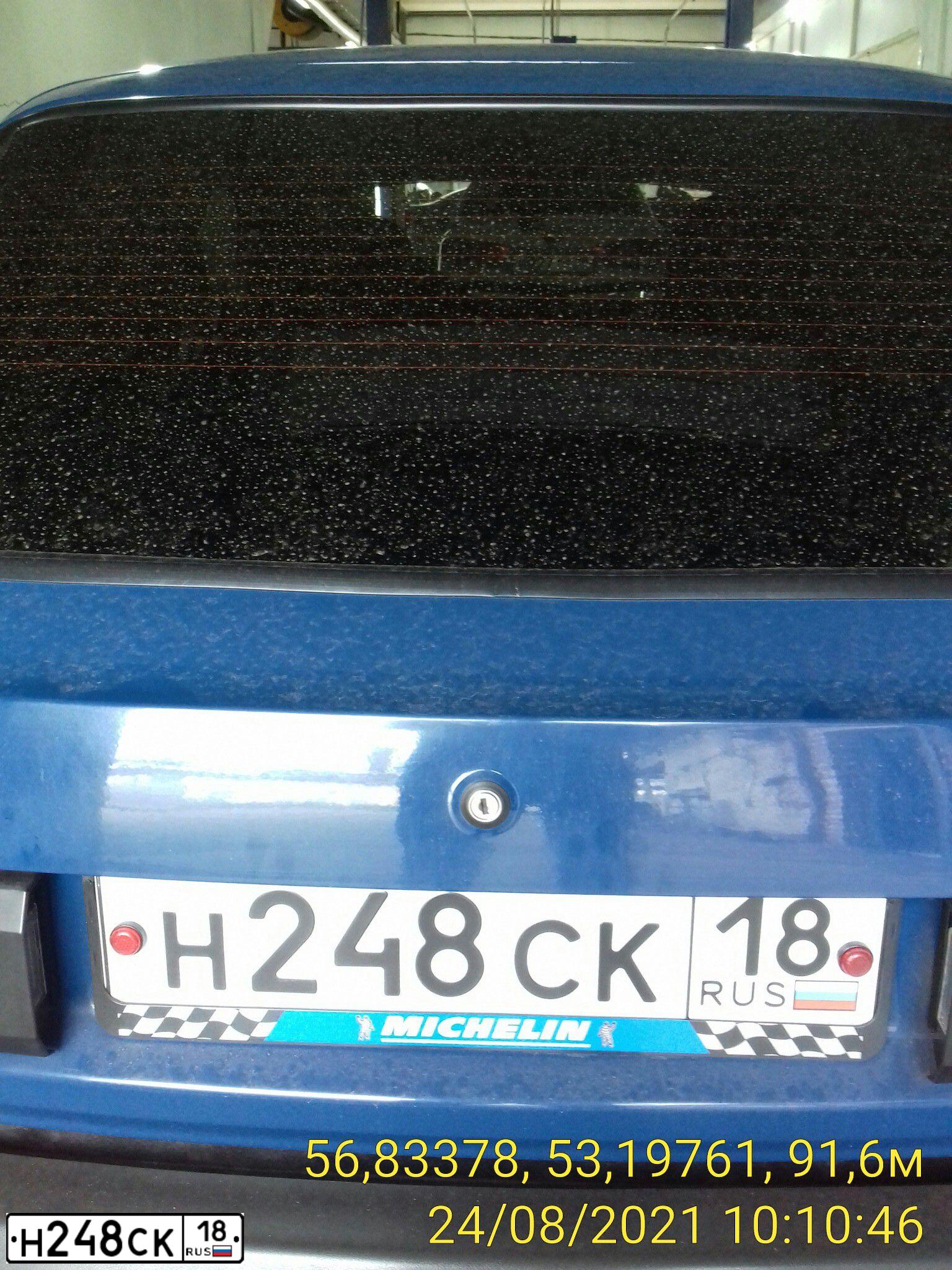 Фото автомобиля IZH 2126, 2004 — госномер Н248СК18. Цвет: БАЛТИКА