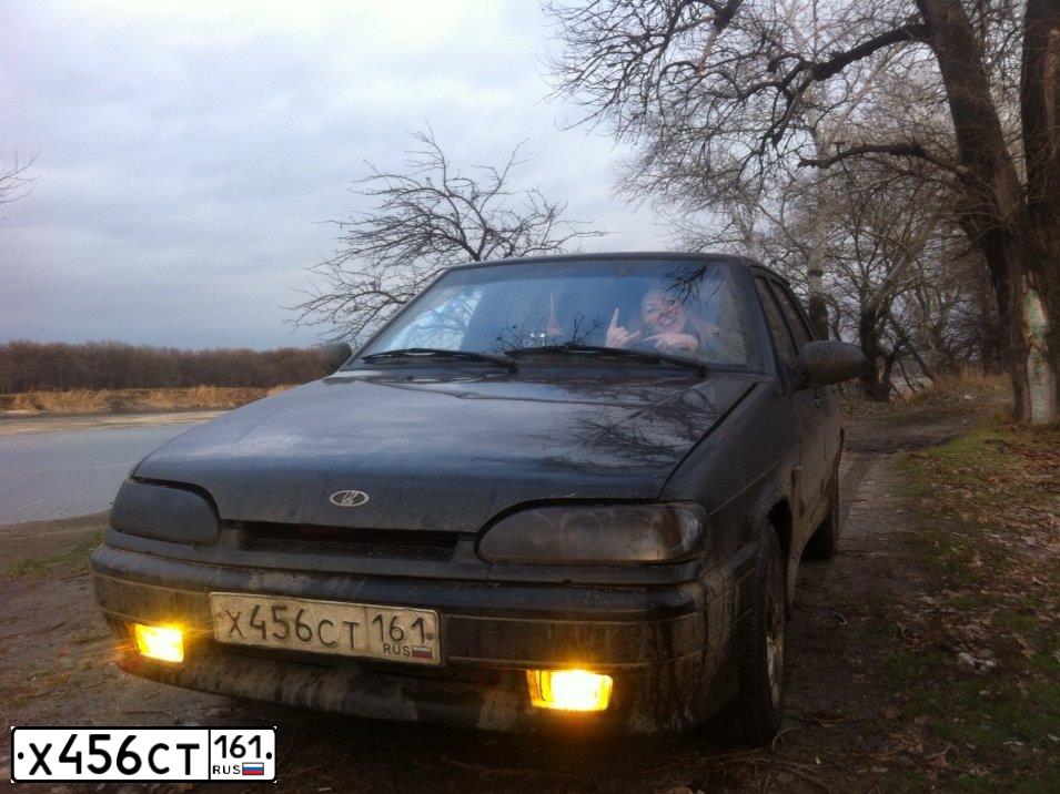 Фото автомобиля LADA 2114 SAMARA, 2005 — госномер К129АМ761. Цвет: ГРАФИТОВЫЙ МЕТАЛЛИК