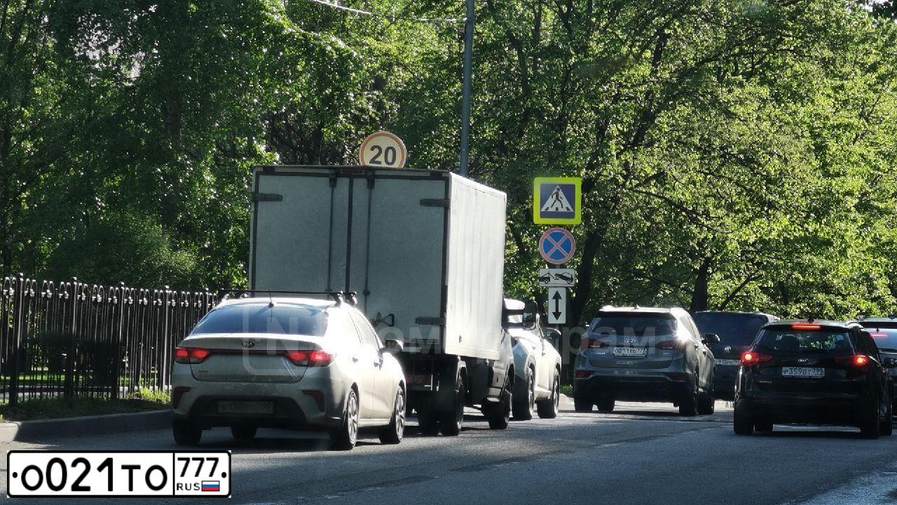 Фото автомобиля VOLKSWAGEN SCIROCCO, 2010 — госномер С197ЕО197. Цвет: ЧЕРНЫЙ