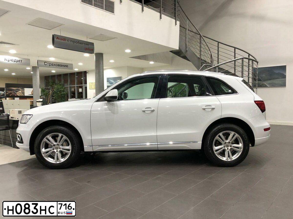Фото автомобиля AUDI Q5, 2014 — госномер А444СС16. Цвет: Белый