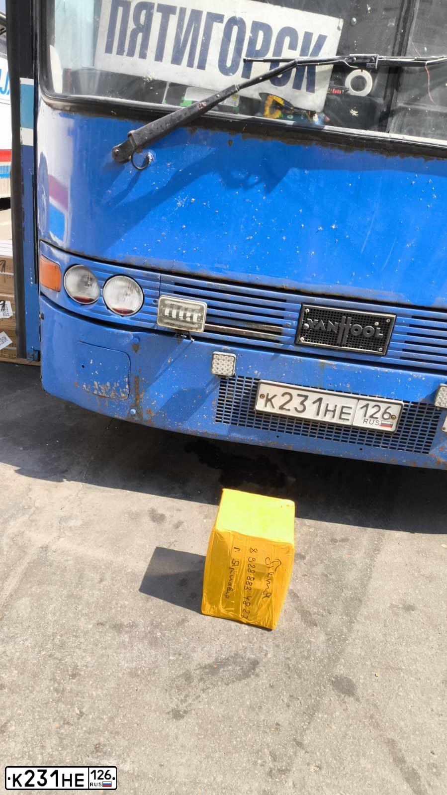Фото автомобиля VOLVO B10, 1987 — госномер К231НЕ126. Цвет: синий