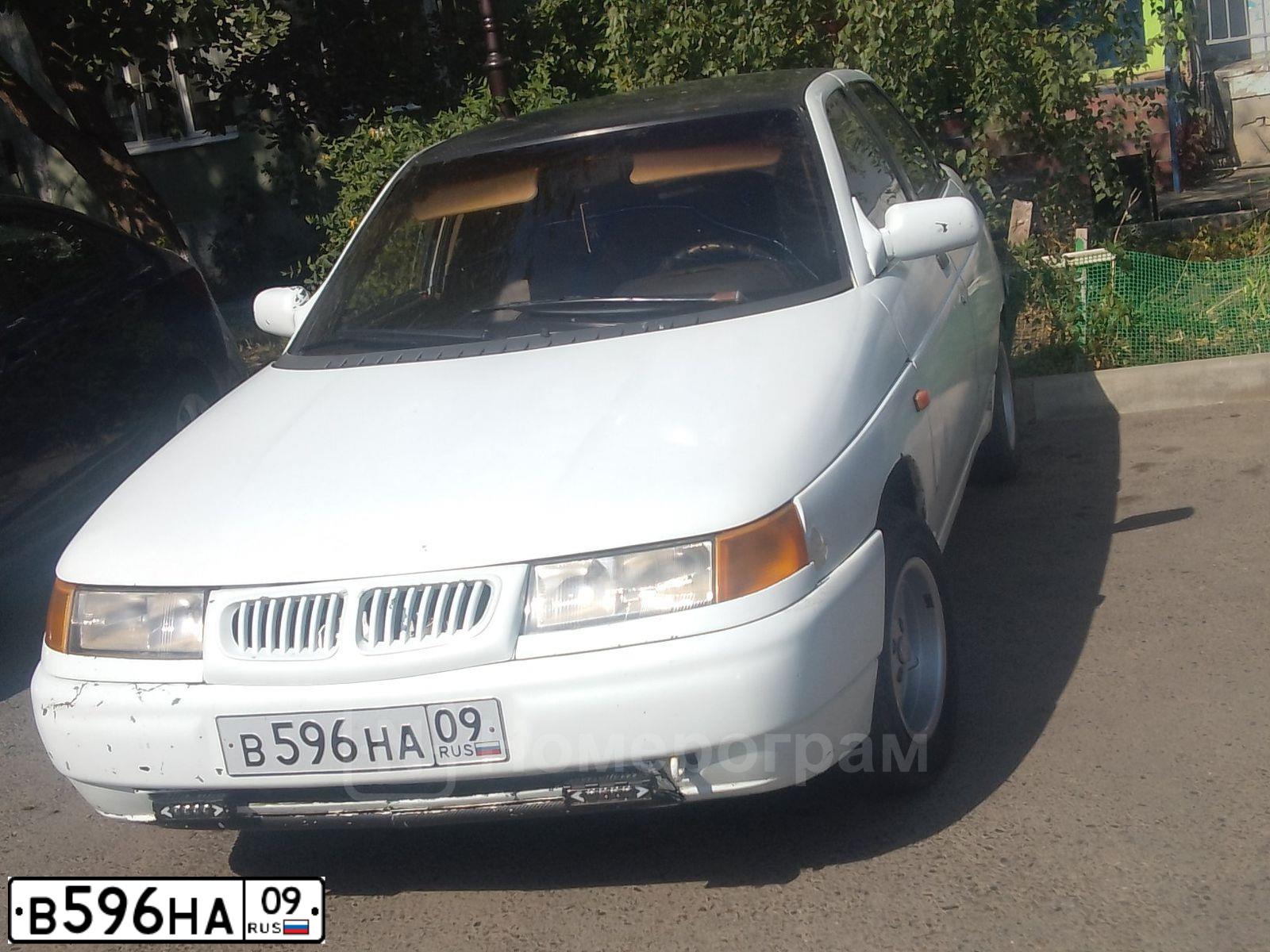 Фото автомобиля LADA 2110 LADA, 1999 — госномер В596НА09. Цвет: ЯРКО-БЕЛЫЙ
