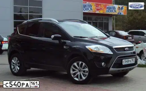 Фото автомобиля FORD KUGA, 2012 — госномер Р796АВ136. Цвет: ЧЕРНЫЙ
