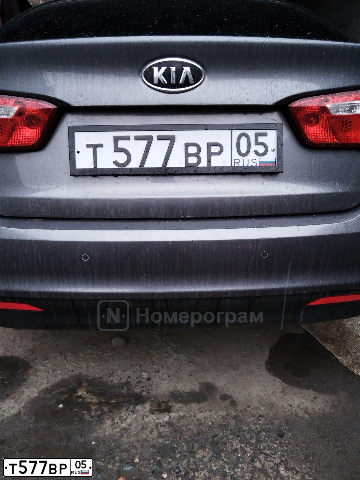 Фото автомобиля KIA RIO, 2012 — госномер Т577ВР05. Цвет: СЕРЫЙ