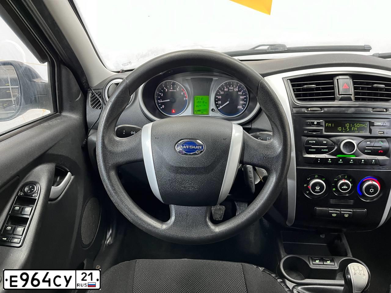 Фото автомобиля DATSUN ON-DO, 2017 — госномер Е964СУ21. Цвет: КОРИЧНЕВЫЙ