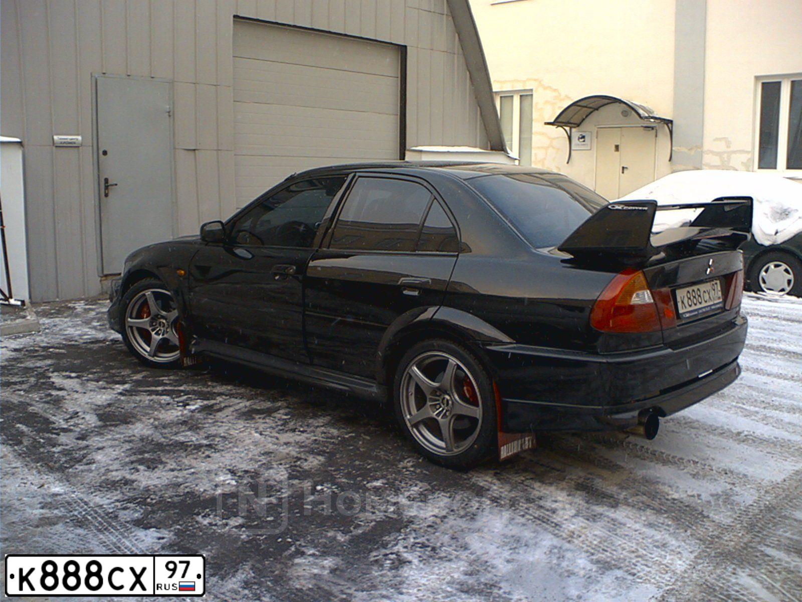 Фото автомобиля MITSUBISHI LANCER, 2000 — госномер К888СХ97. Цвет: ЧЕРНЫЙ