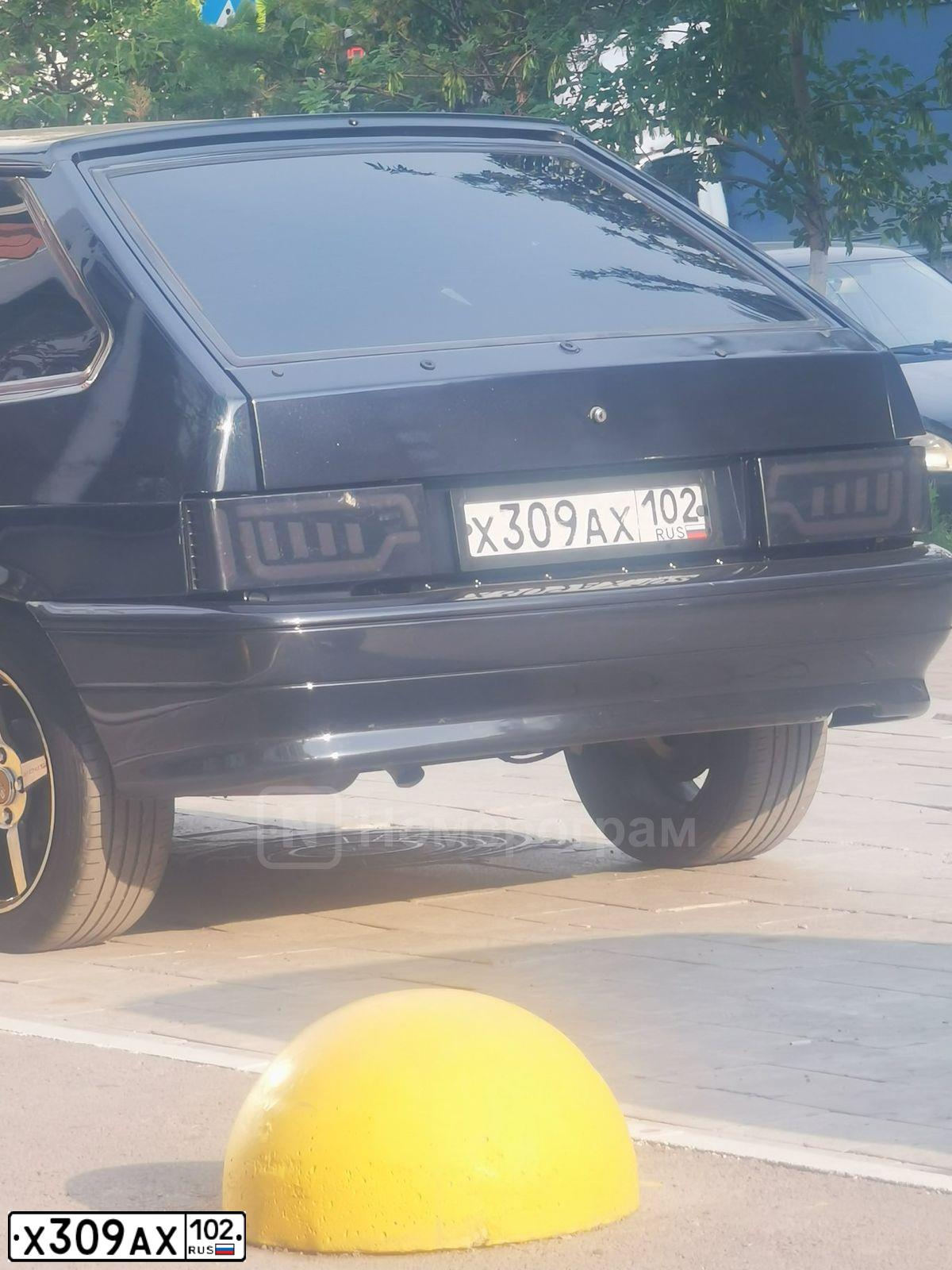 Фото автомобиля LADA 2114 SAMARA, 2008 — госномер Х309АХ102. Цвет: ГРАФИТОВЫЙ МЕТАЛЛИК