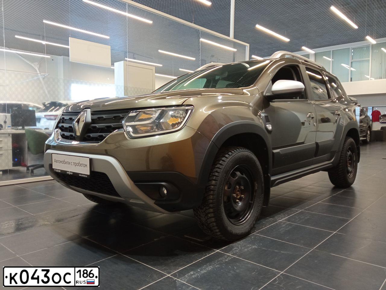 Фото автомобиля RENAULT DUSTER, 2021 — госномер К043ОС186. Цвет: Коричневый