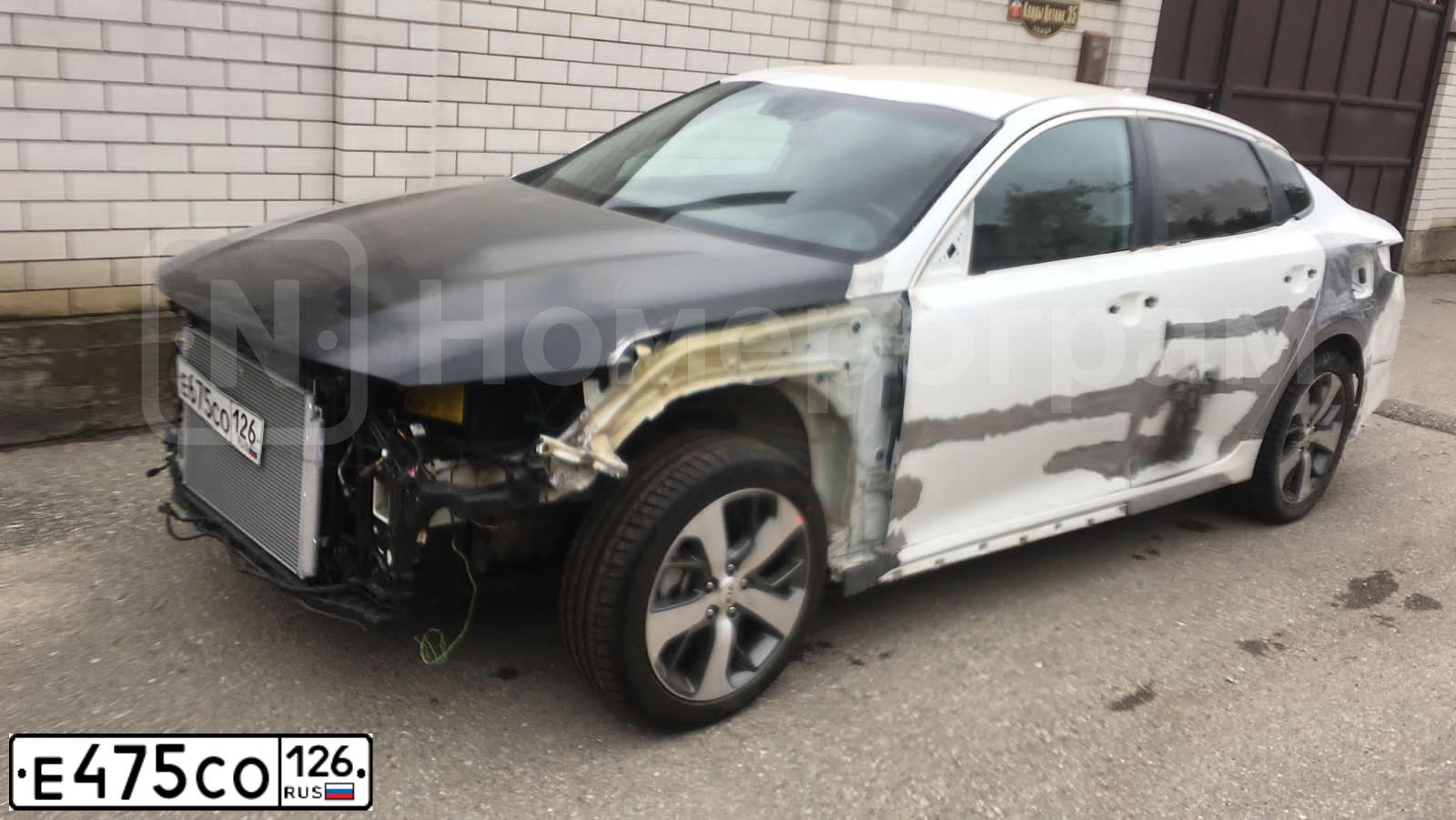 Фото автомобиля BMW 316, 2013 — госномер Е680ТР95. Цвет: синий