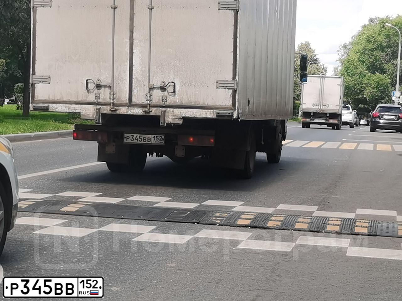 Фото автомобиля ISUZU NQR, 2008 — госномер Т254ОВ152. Цвет: синий