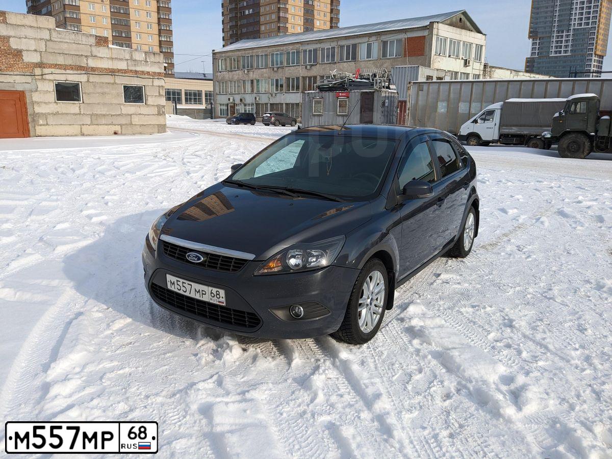 Фото автомобиля FORD FOCUS, 2008 — госномер Е282ТЕ124. Цвет: ТЕМНО-СЕРЫЙ