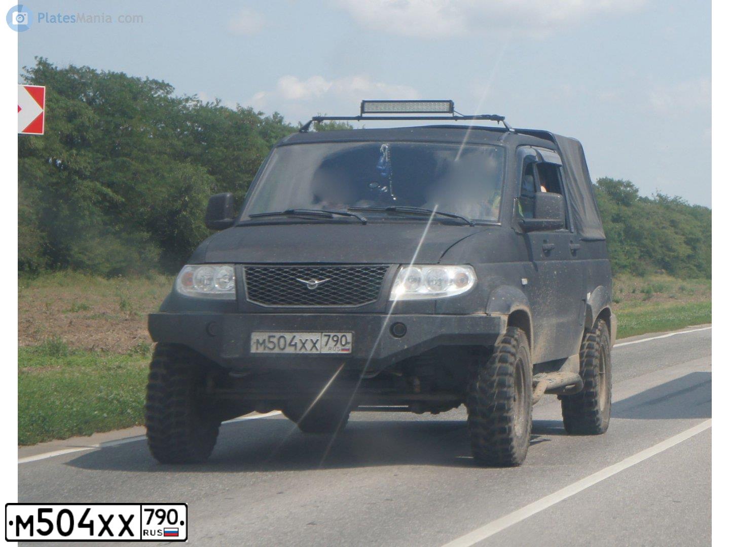 Фото автомобиля UAZ 2363 PICKUP, 2013 — госномер У706МР116. Цвет: ЧЕРНЫЙ
