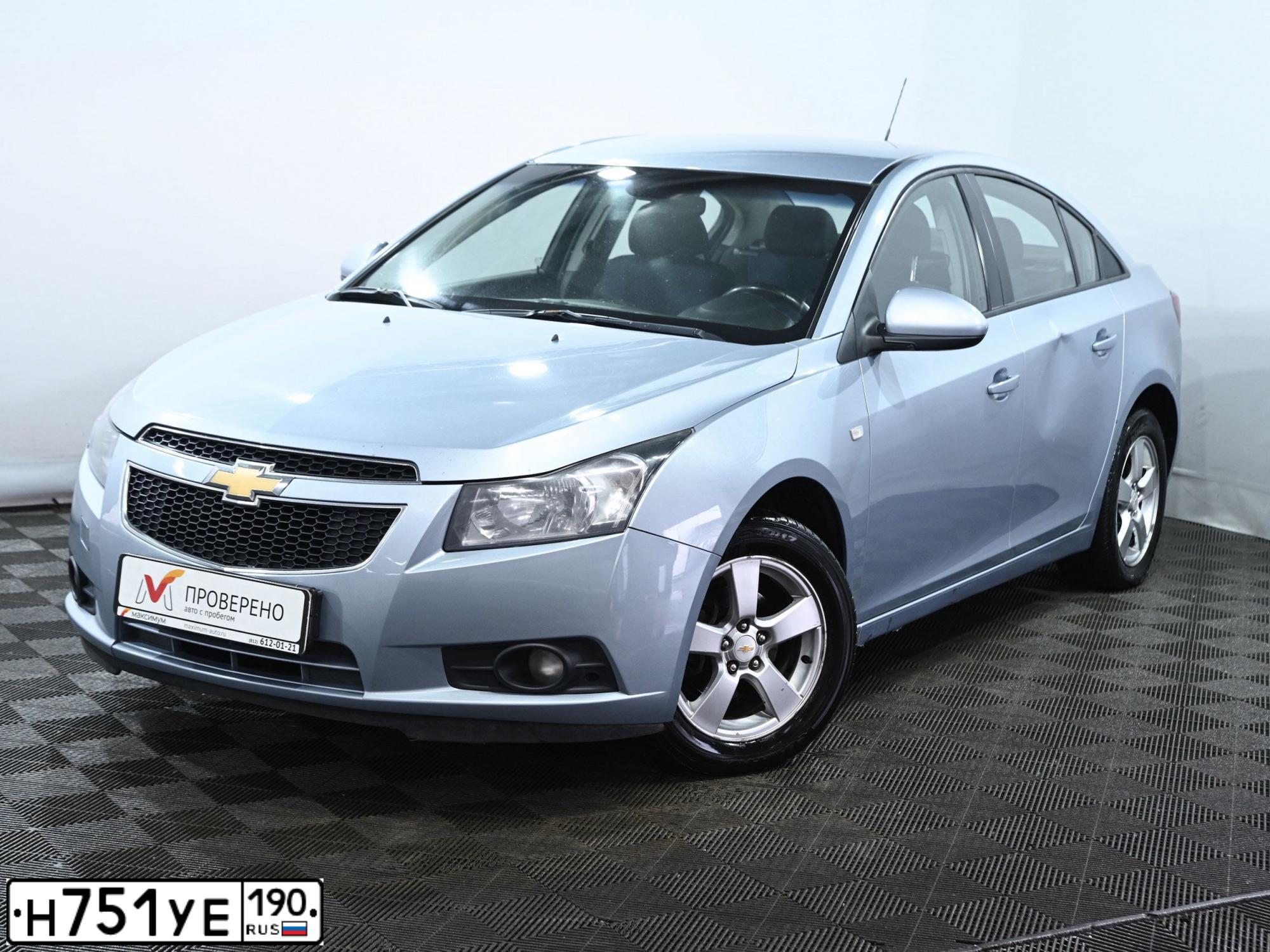 Фото автомобиля CHEVROLET CRUZE, 2012 — госномер В263ТВ147. Цвет: СВЕТЛО-СЕРЫЙ МЕТАЛЛИК