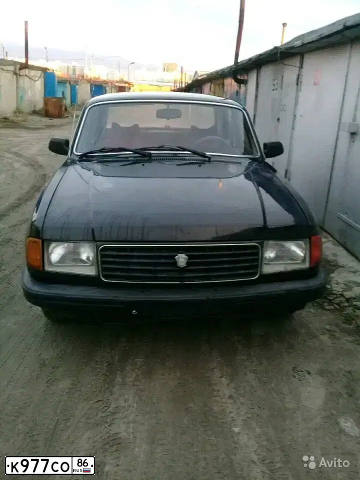 Фото автомобиля GAZ 3102 WOLGA, 1995 — госномер К977СО86. Цвет: ЧЕРНЫЙ