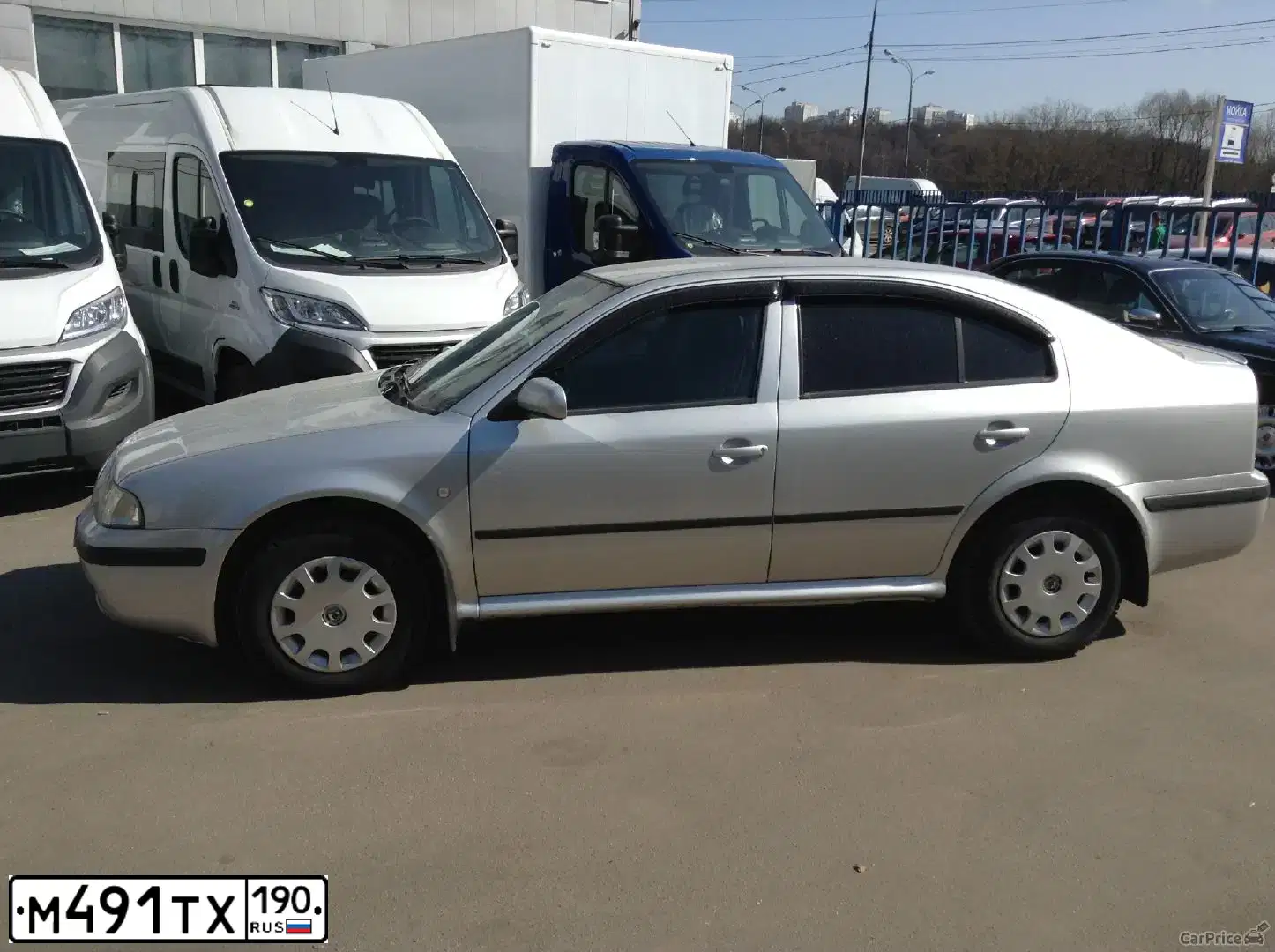 Фото автомобиля SKODA OCTAVIA, 2003 — госномер О181ЕО181. Цвет: Серебристый