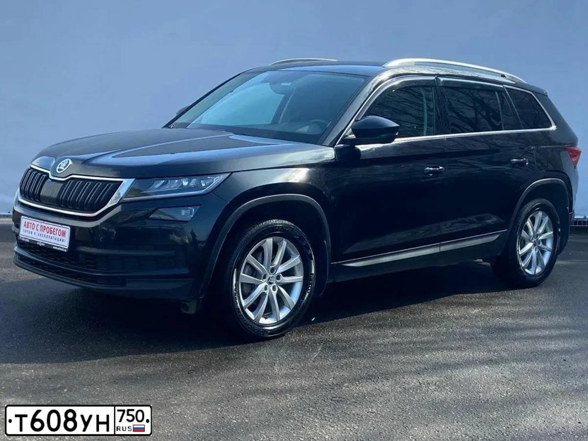 Фото автомобиля SKODA KODIAQ, 2019 — госномер М197УР76. Цвет: ЧЕРНЫЙ
