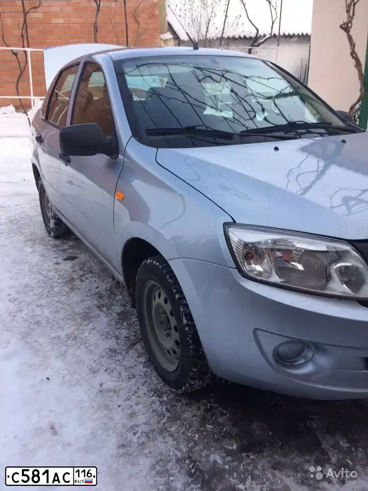 Фото автомобиля LADA GRANTA, 2012 — госномер Т638ВВ05. Цвет: голубой