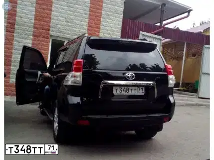 Фото автомобиля TOYOTA LANDCRUISER, 2012 — госномер Н001ХА37. Цвет: ЧЕРНЫЙ