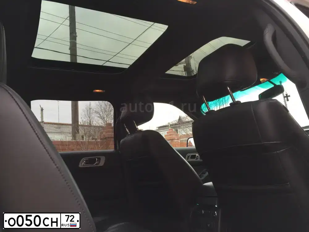 Фото автомобиля FORD EXPLORER, 2012 — госномер В437УК89. Цвет: Белый