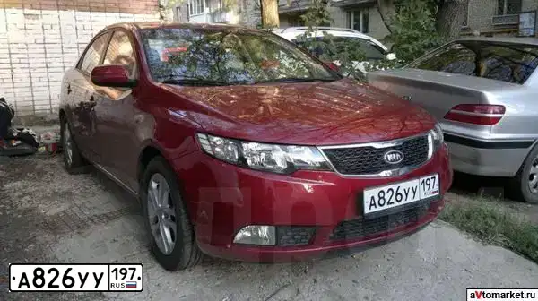 Фото автомобиля KIA CERATO, 2011 — госномер А826УУ197. Цвет: КРАСНЫЙ