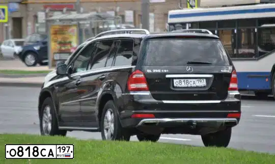 Фото автомобиля MERCEDES GL-KLASSE, 2011 — госномер О818СА197. Цвет: ЧЕРНЫЙ